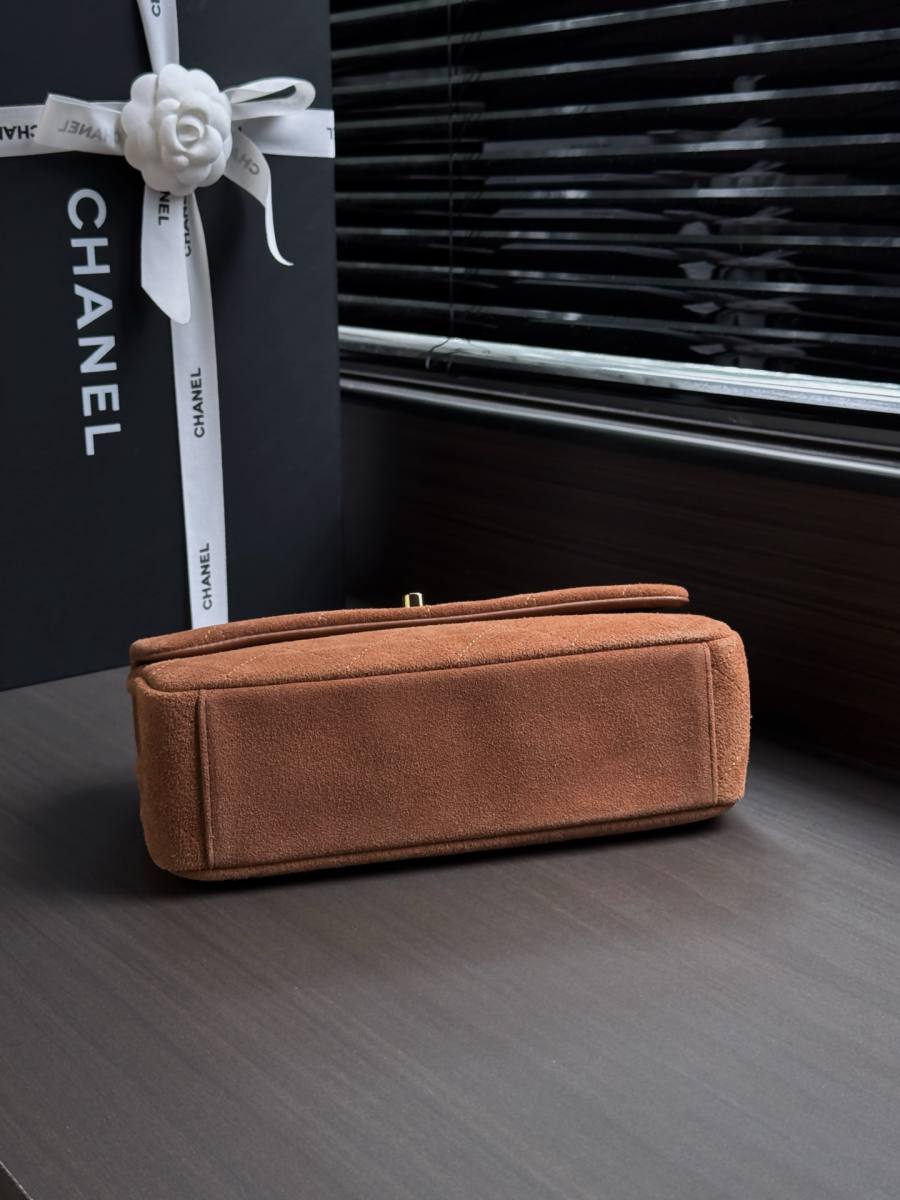 Chanel Suede Flap 25.5 x 16 x 7 5800