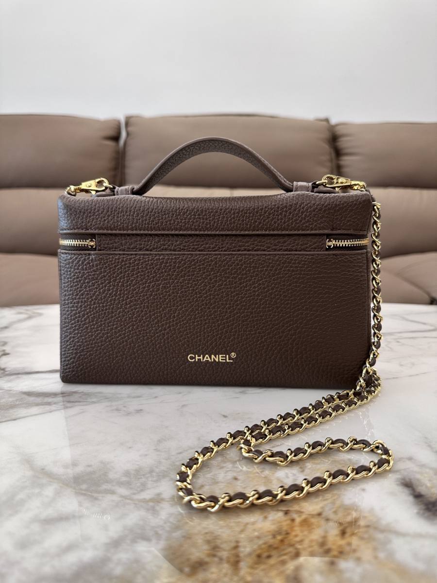 Chanel Vanity with Chain AP5397 20 x 13 x 10 Brown 95D3