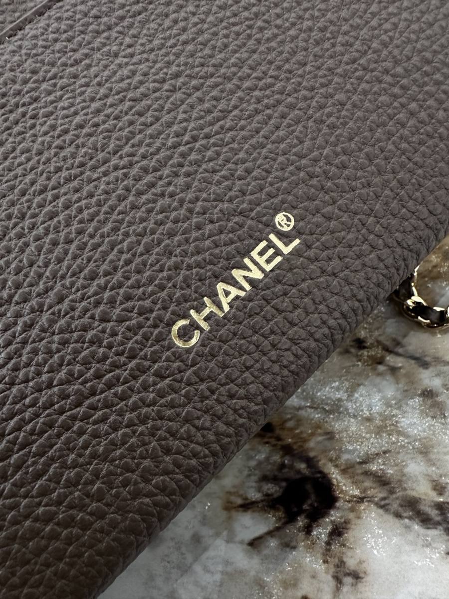 Chanel Vanity with Chain AP5397 20 x 13 x 10 Brown 95D3