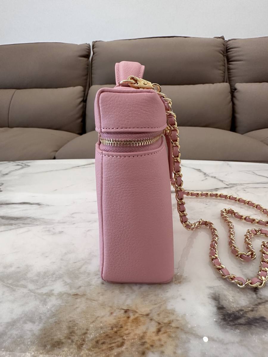 Chanel Vanity with Chain AP5397 20 x 13 x 10 Pink 6051