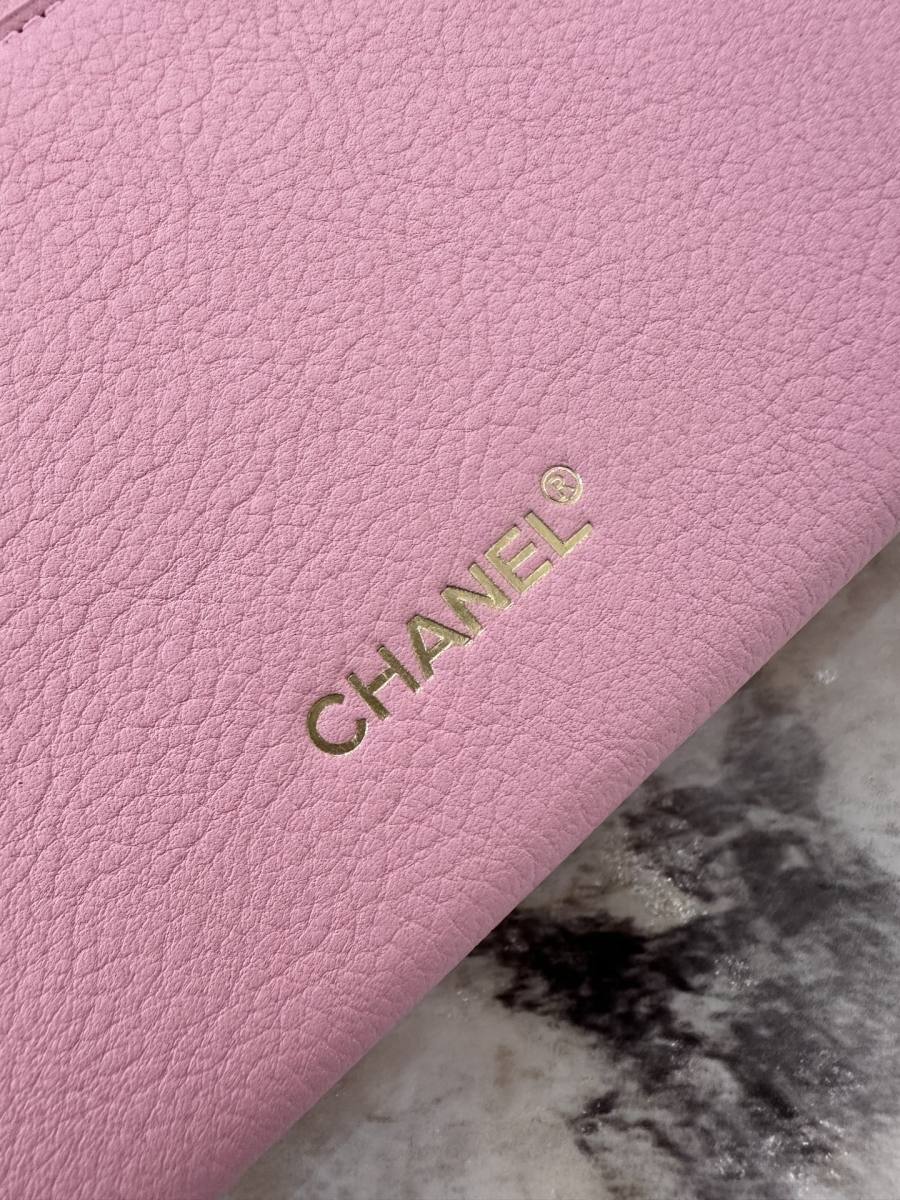 Chanel Vanity with Chain AP5397 20 x 13 x 10 Pink 6051