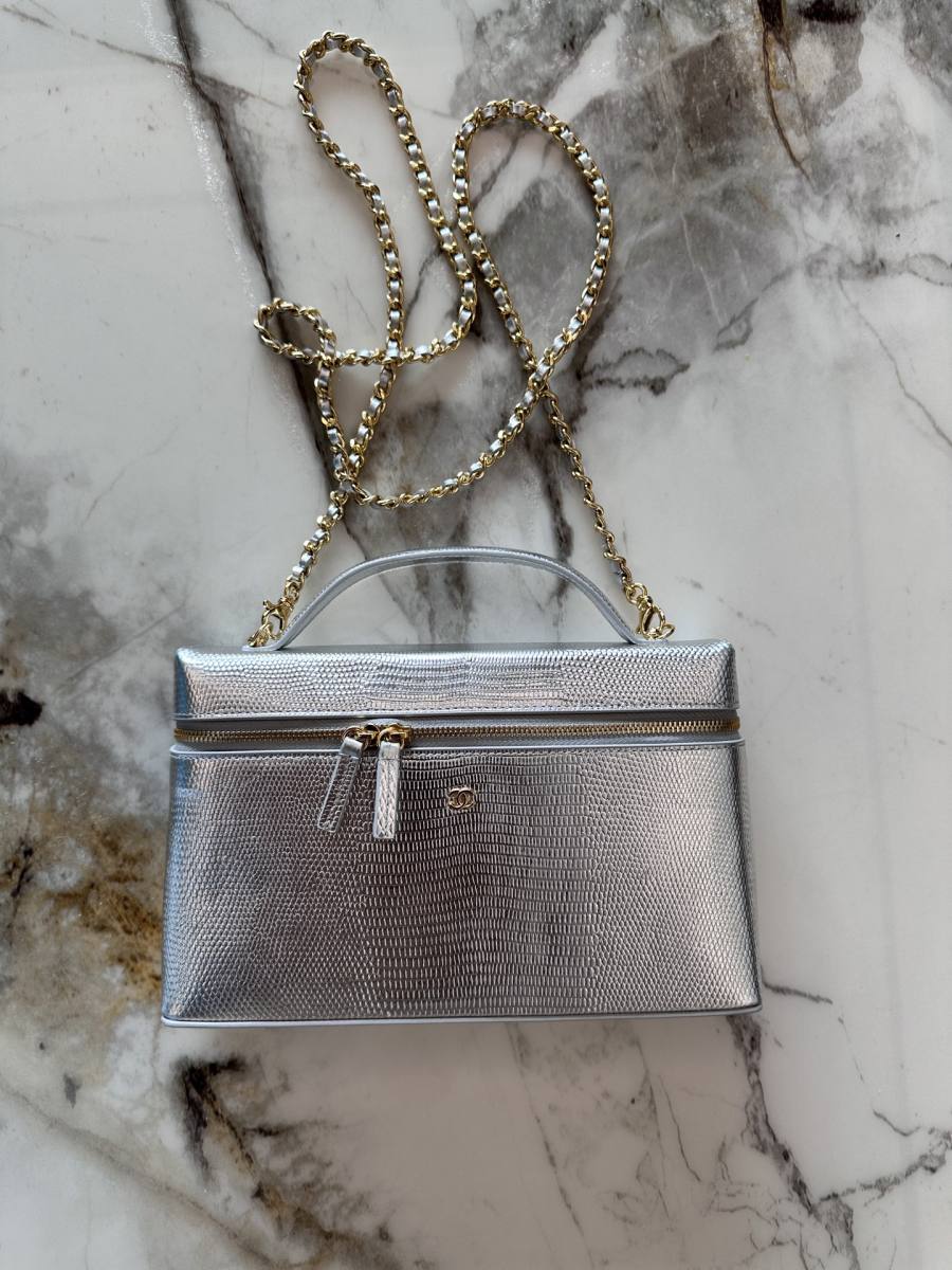 Chanel Vanity with Chain Long AP5397 24 x 12 x 10 Silver 2B50