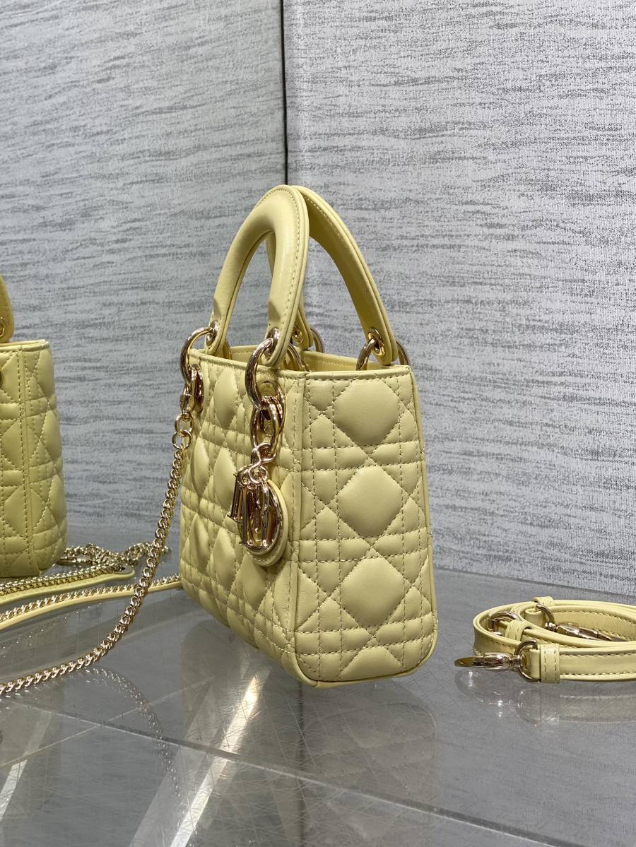 RP 2971000 Dior Lady Dior Small 3-Grid 318C Small 3-Grid 20x17x8