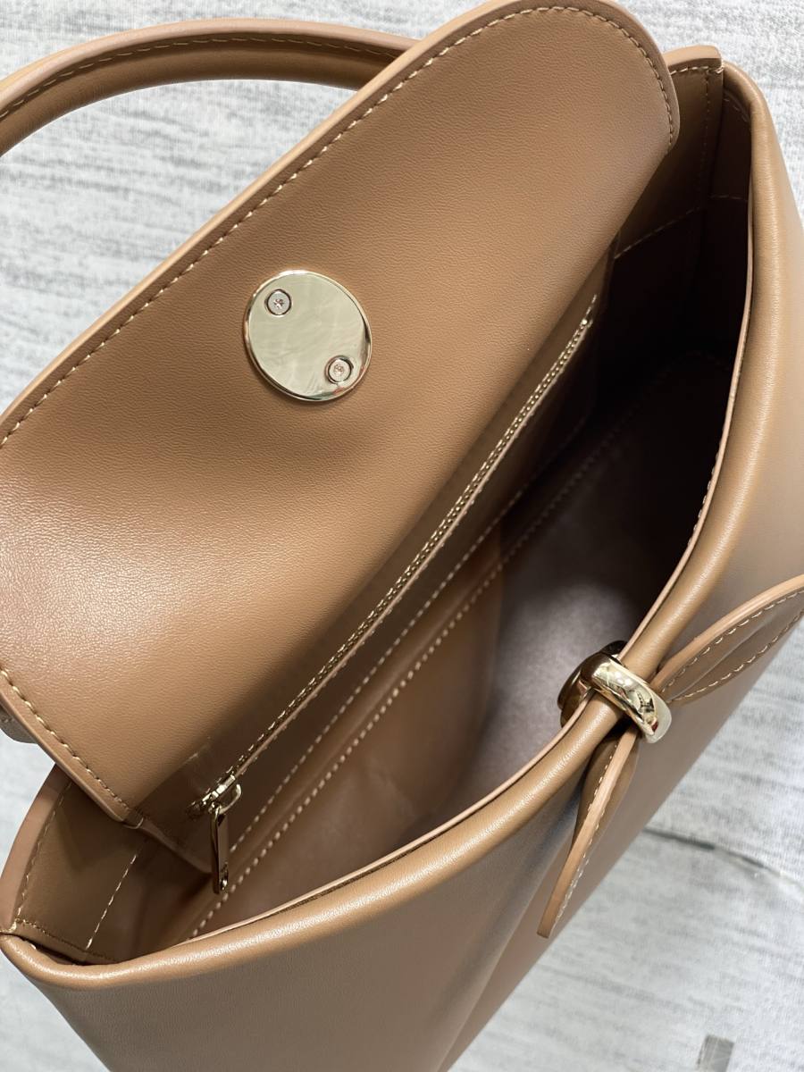 RP 3376000 Dior 2026 Bow Handle Bag Small EC6E Small 20x14x8