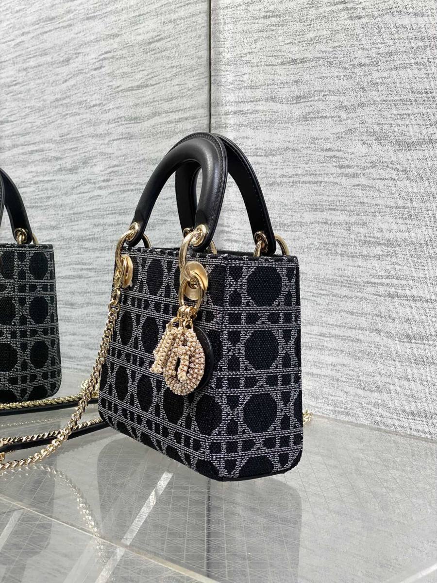 RP 3457000 Dior Lady Dior Black FA67 Black Standard 20-24cm