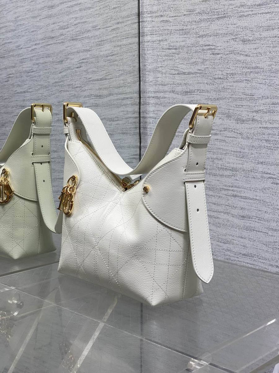 RP 3592000 Dior Voyage Oiled Calfskin Small 261E Small 25x20x12