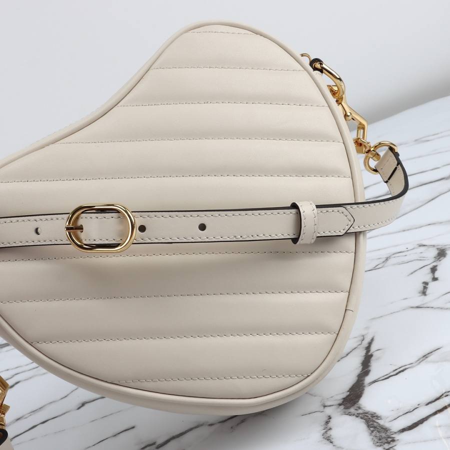 RP 2431000 Gucci 751628 White Leather 20x17.5x6.5 751628 F072