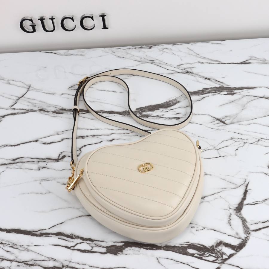 RP 2431000 Gucci 751628 White Leather 20x17.5x6.5 751628 F072
