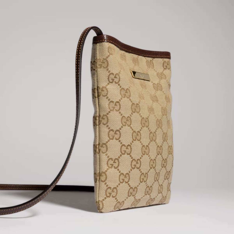 RP 2458000 Gucci 875806 Beige Canvas 15x20x2 875806 D73B