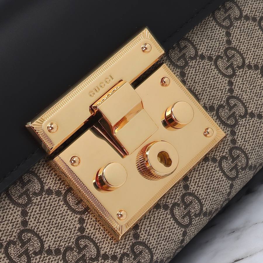 RP 2485000 Gucci Padlock 20x12x8 409487 A414