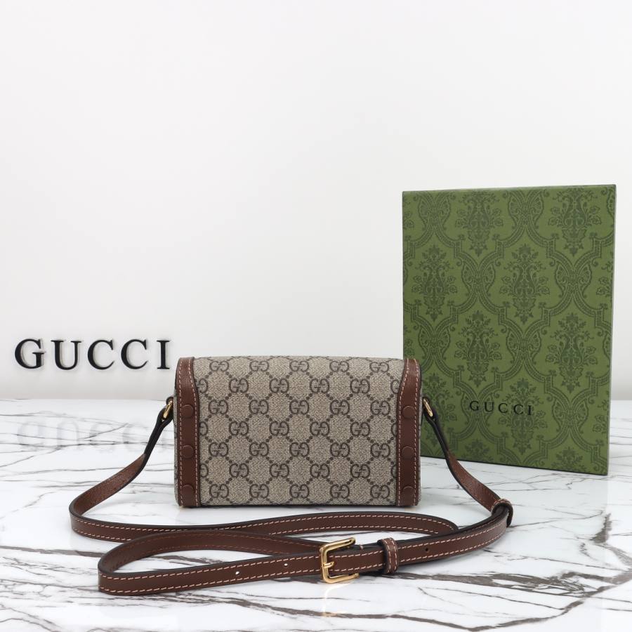 RP 2593000 Gucci 699296 18x12x5 699296 F922
