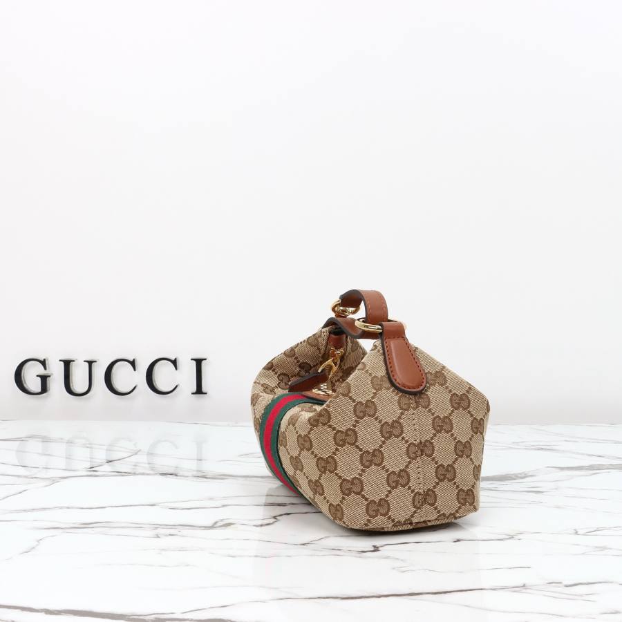 RP 2593000 Gucci 861775 Beige Canvas 19x10x9 861775 B15B