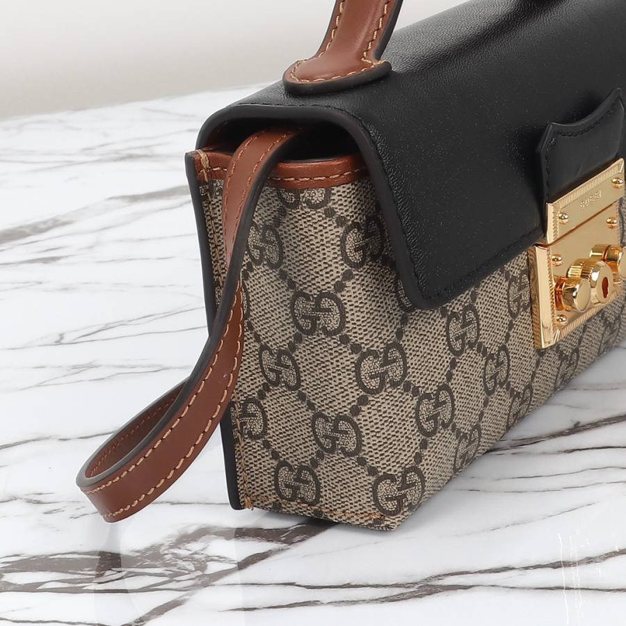 RP 2647000 Gucci 652683 18x10x5 652683 CB13