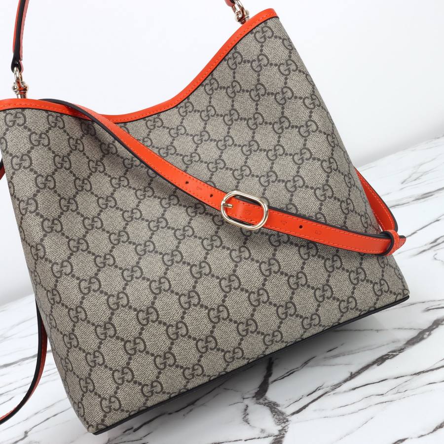 RP 2647000 Gucci Jackie 1961 25x25x15.5 815103 C639