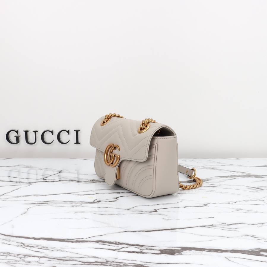 RP 2701000 Gucci 446744 23x14x6 446744 9D86