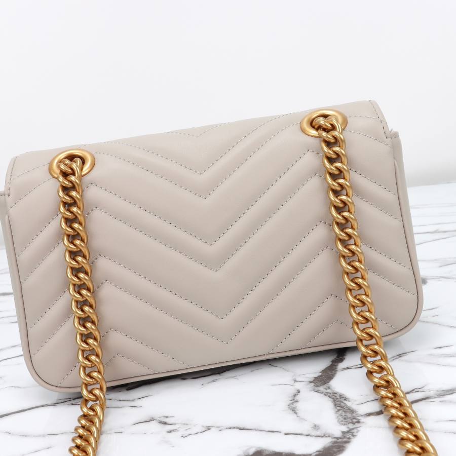 RP 2701000 Gucci 446744 23x14x6 446744 9D86