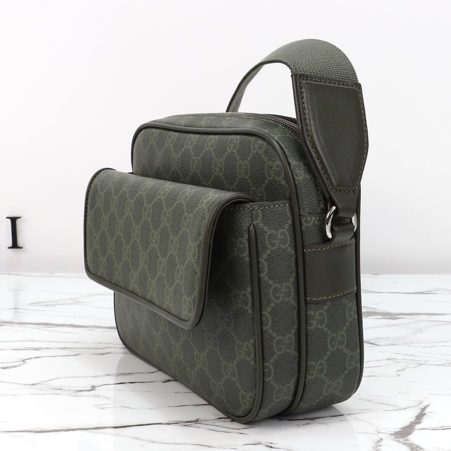 RP 2701000 Gucci 795479 23x18x12 795479 A64B