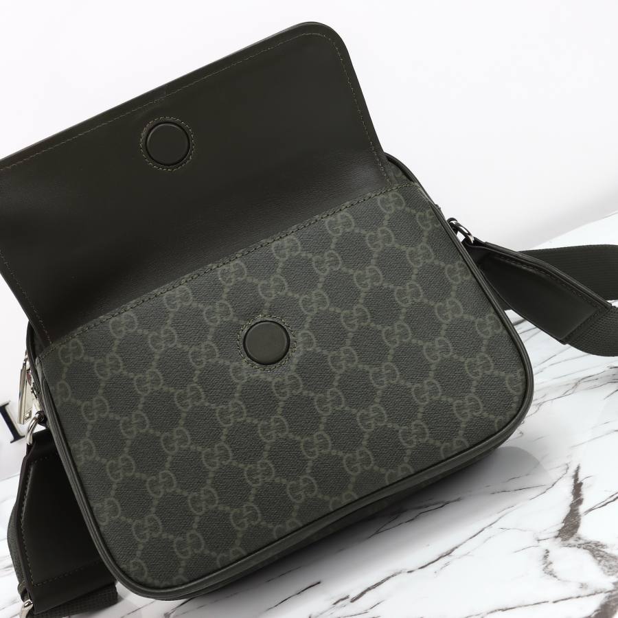 RP 2701000 Gucci 795479 23x18x12 795479 A64B