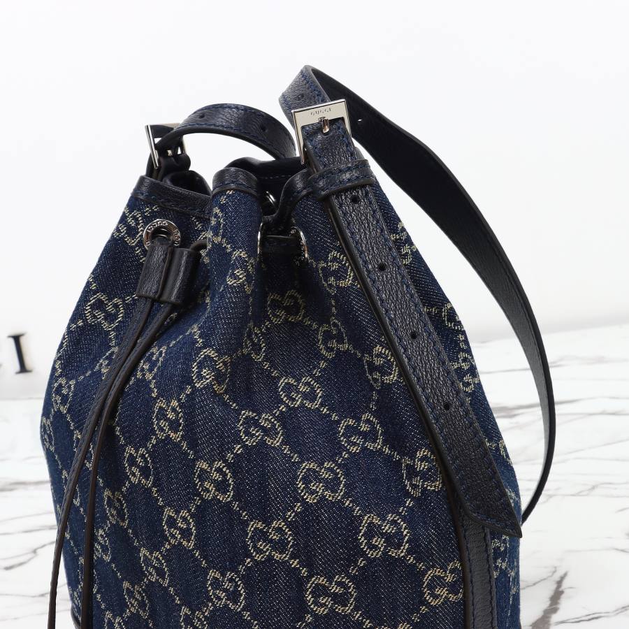 RP 2755000 Gucci GG Denim Bucket 21x23.5x14 875237 4B84