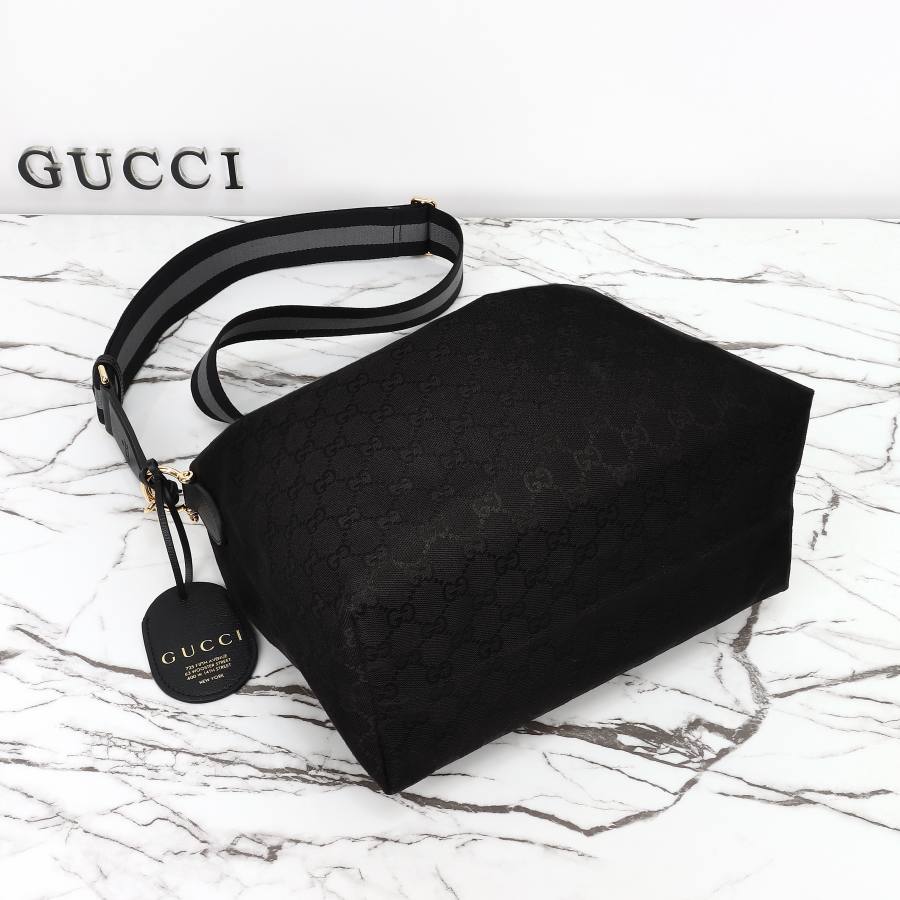 RP 2863000 Gucci Bag GG Canvas 33x27x15 BF1A
