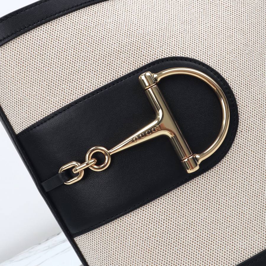 RP 2917000 Gucci 833660 White Canvas 26x27.5x11.5 833660 1B3B