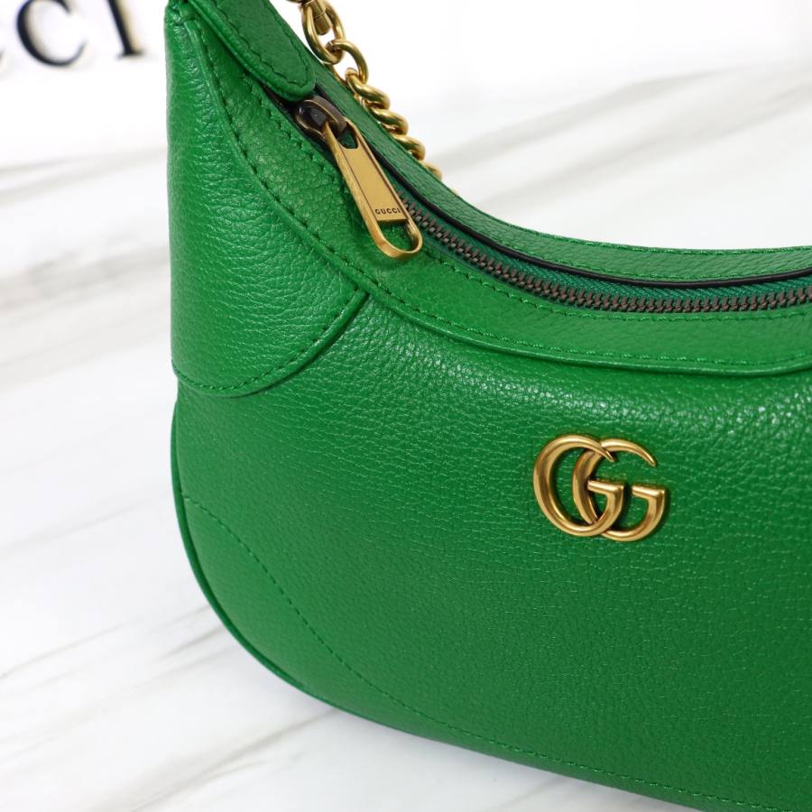 RP 3133000 Gucci 731817 Green Leather 25x19x7 731817 DEBB