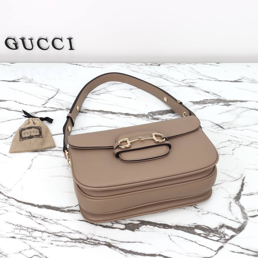 RP 3349000 Gucci Jackie 1961 26x17.5x10 815178 9278