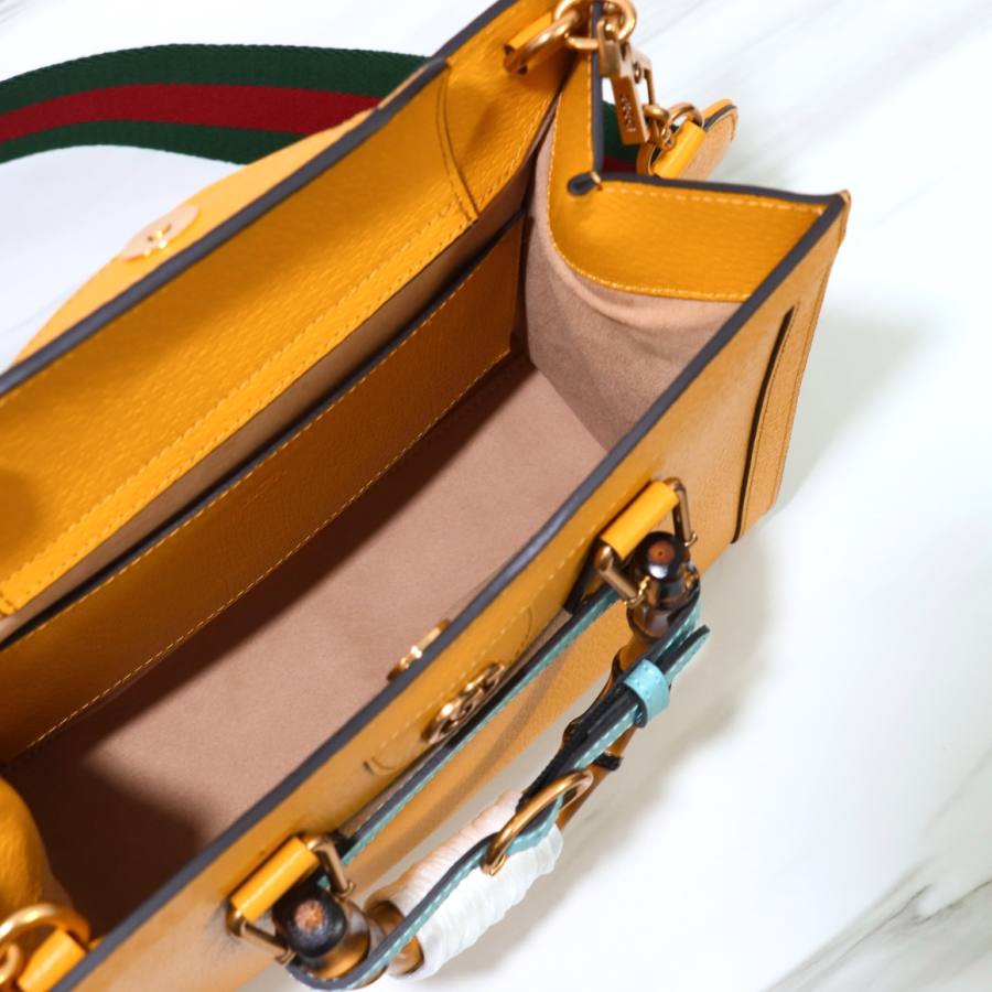 RP 3430000 Gucci Jackie 1961 Medium 27x24x11 702721 D7A2