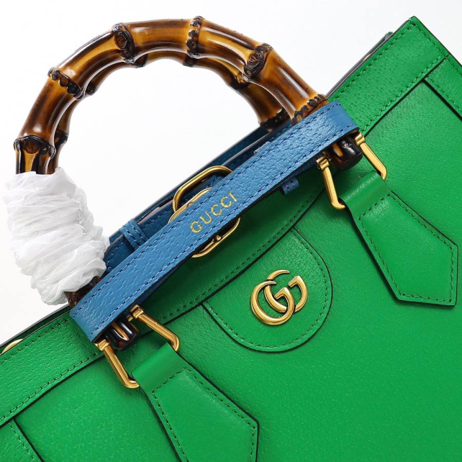 RP 3430000 Gucci Jackie 1961 Medium 27x24x11 702721 F18E