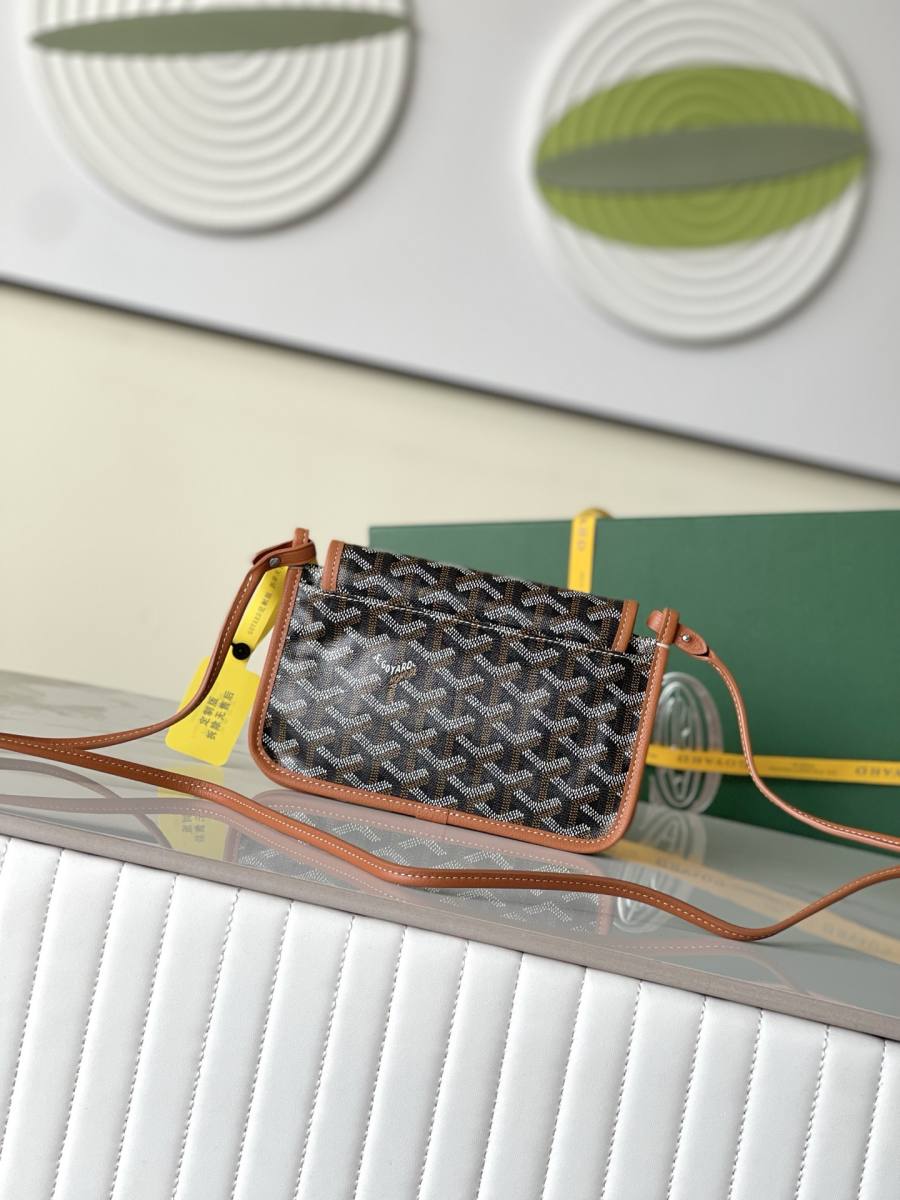 RP 2431000 Goyard Plumet Pouch Pouch 26x16x2 7BCF