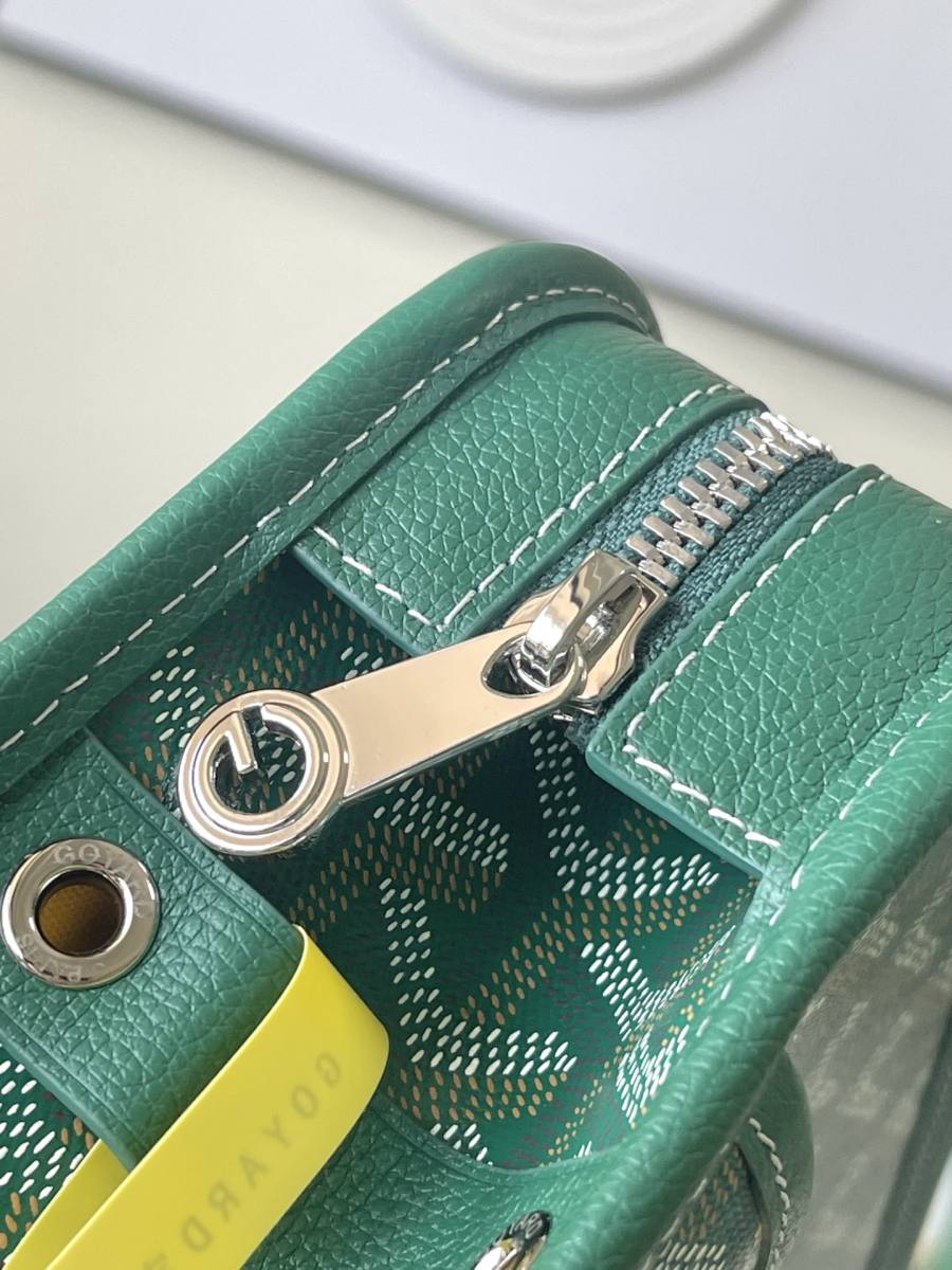 RP 2593000 Goyard Jouvence GM GM 24x16x16 C153