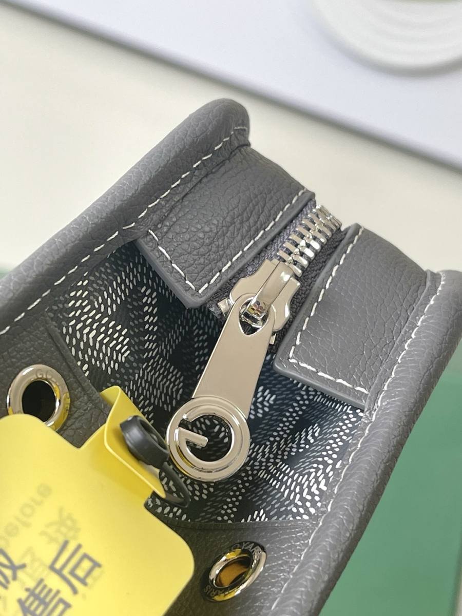 RP 2593000 Goyard Jouvence GM GM 24x16x16 F15E