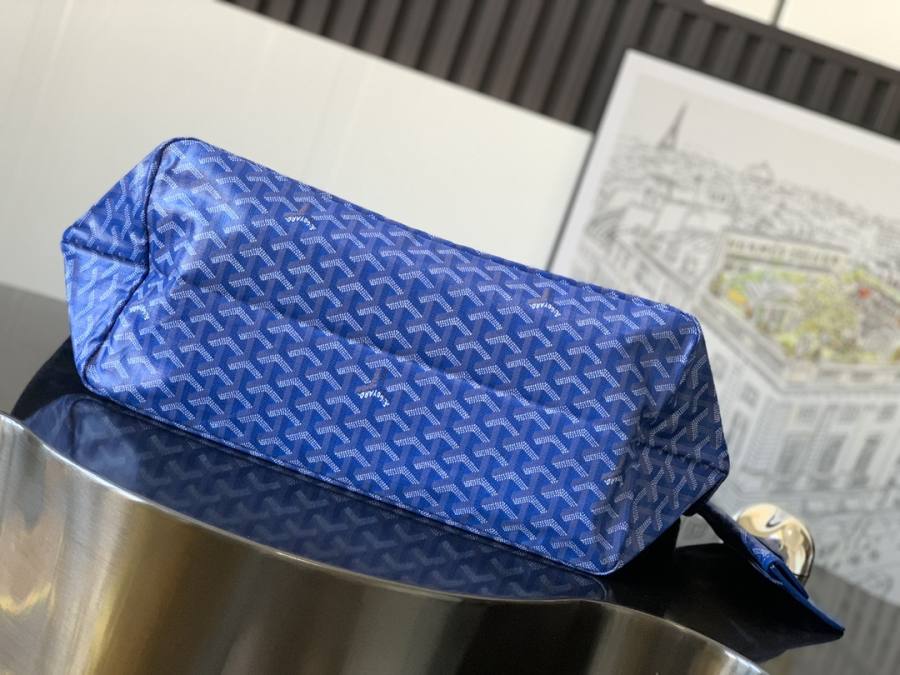 RP 2755000 Goyard Saint Louis GM Light Blue GM 40x32x20 A8FF