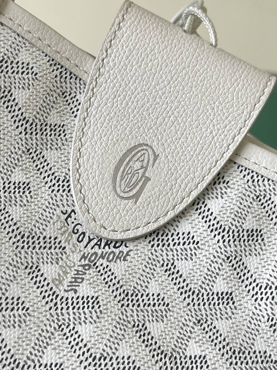 RP 2836000 Goyard Mini Reversible Tote Mini Tote 25x20x10 8F08