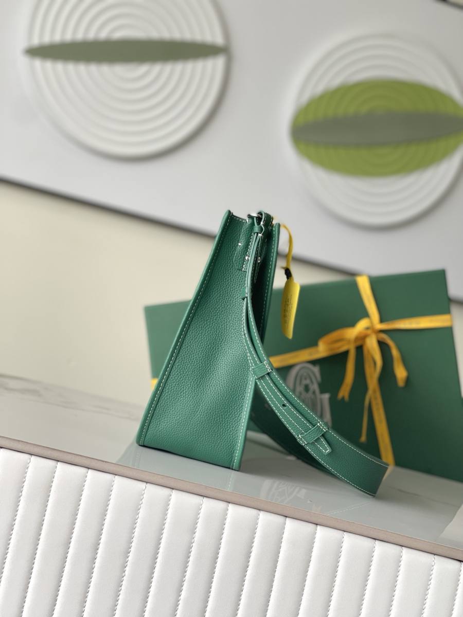 RP 2944000 Goyard Musette Hobo 7CC0