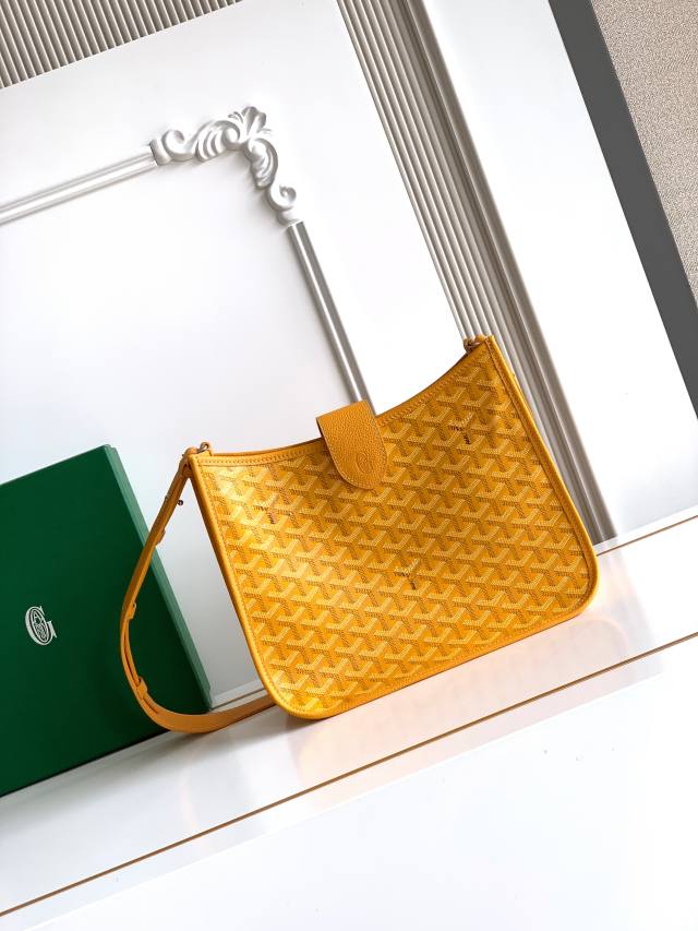 RP 2998000 Goyard Musette Hobo BB64