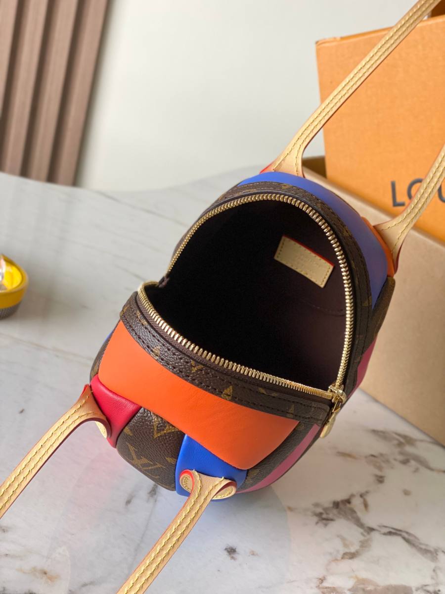 Louis Vuitton Ace Bag M28938 26.5 x 26.5 F9DC