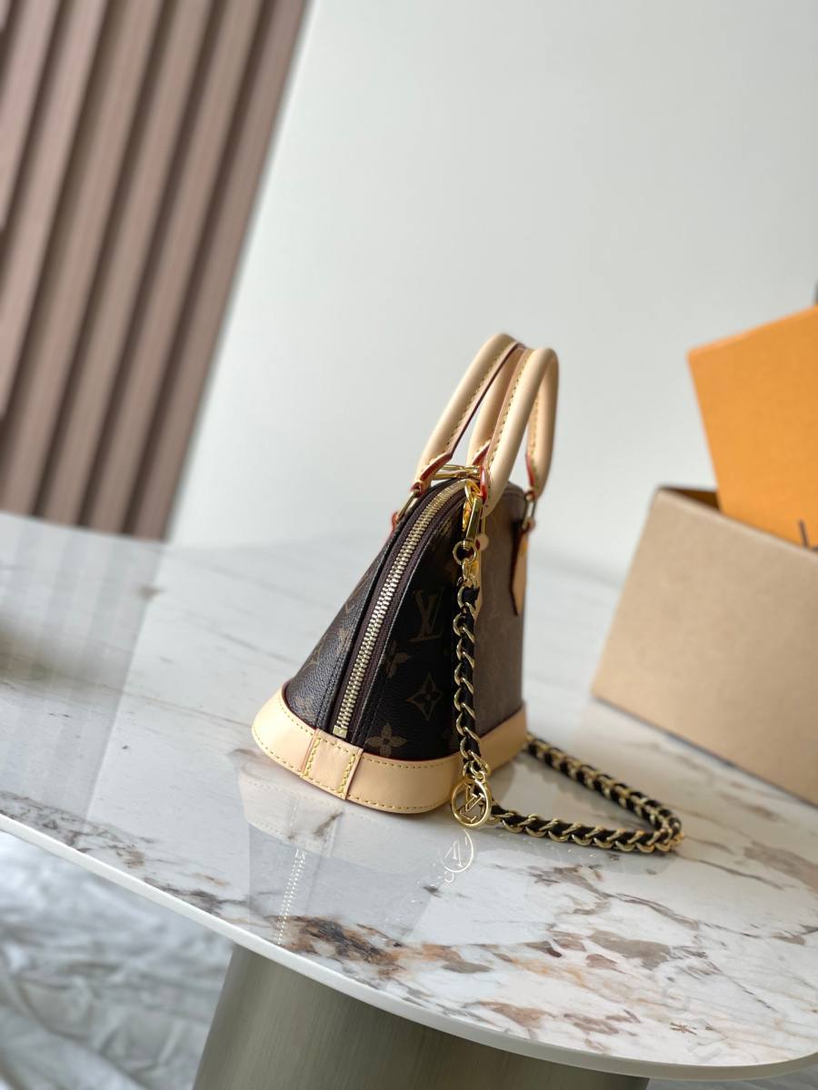 Louis Vuitton Alma M14933 18 x 12 x 8 3392