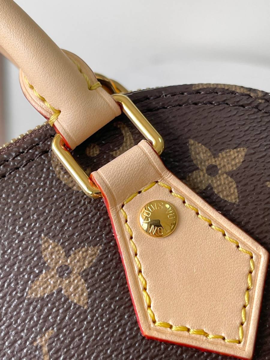 Louis Vuitton Alma M14933 18 x 12 x 8 3392