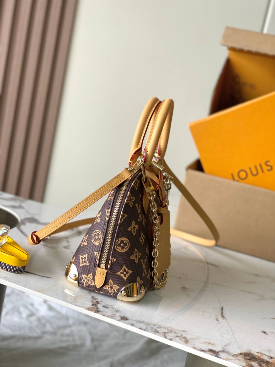 Louis Vuitton Alma Trunk BB M28105 22 x 19 x 11 0005
