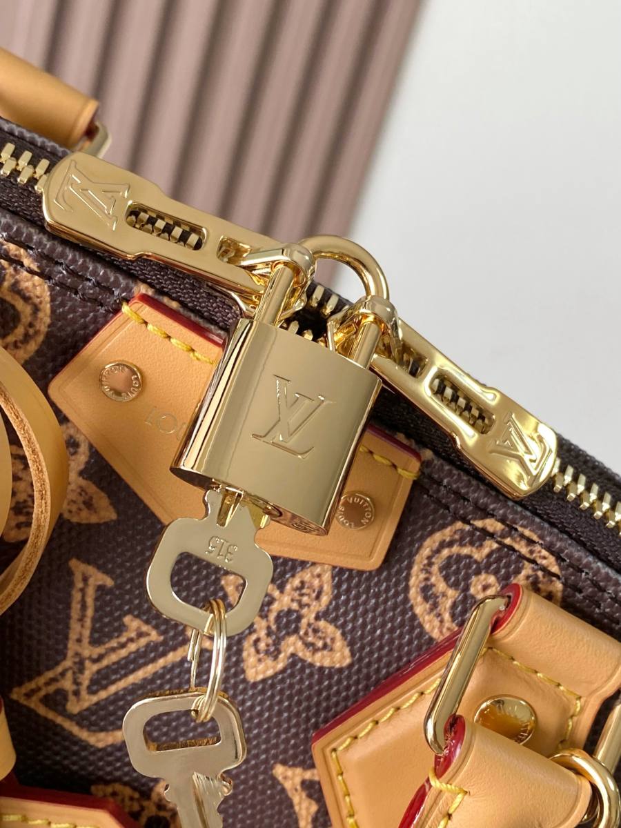 Louis Vuitton Alma Trunk BB M28105 22 x 19 x 11 0005