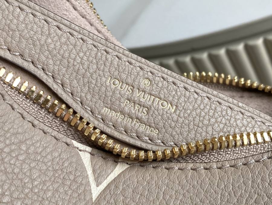 Louis Vuitton Boulogne PM M13224 27 x 16 x 10 Grey 150F