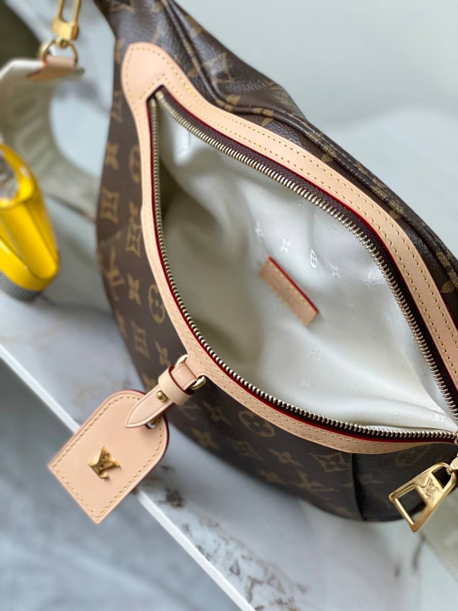 Louis Vuitton High Rise Bumbag M46784 37 x 14 x 9 Monogram 673B