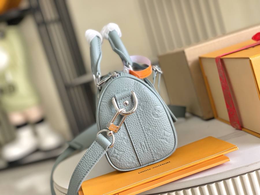 Louis Vuitton Keepall Bandoulière 25 M13866 25 x 15 x 11 3D3D