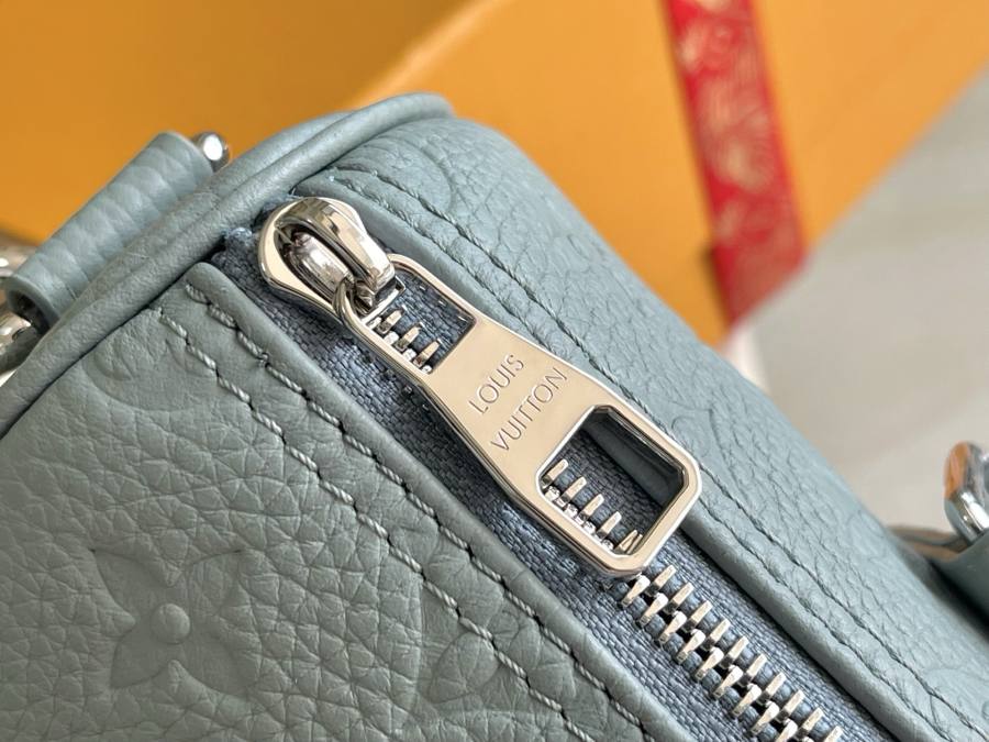 Louis Vuitton Keepall Bandoulière 25 M13866 25 x 15 x 11 3D3D