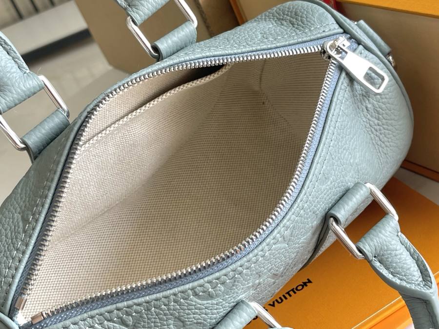 Louis Vuitton Keepall Bandoulière 25 M13866 25 x 15 x 11 3D3D