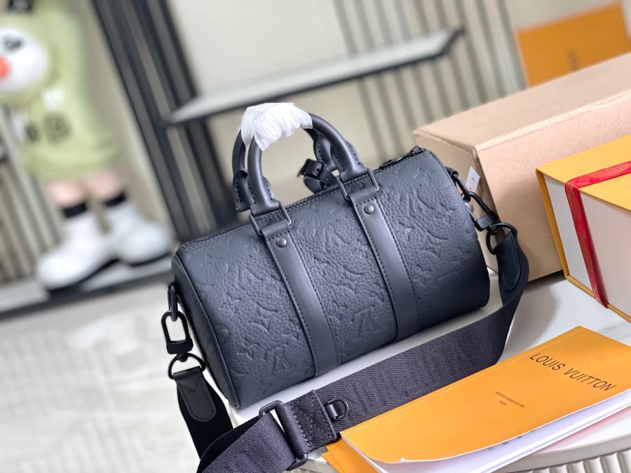 Louis Vuitton Keepall Bandoulière 25 M20900 25 x 15 x 11 285C