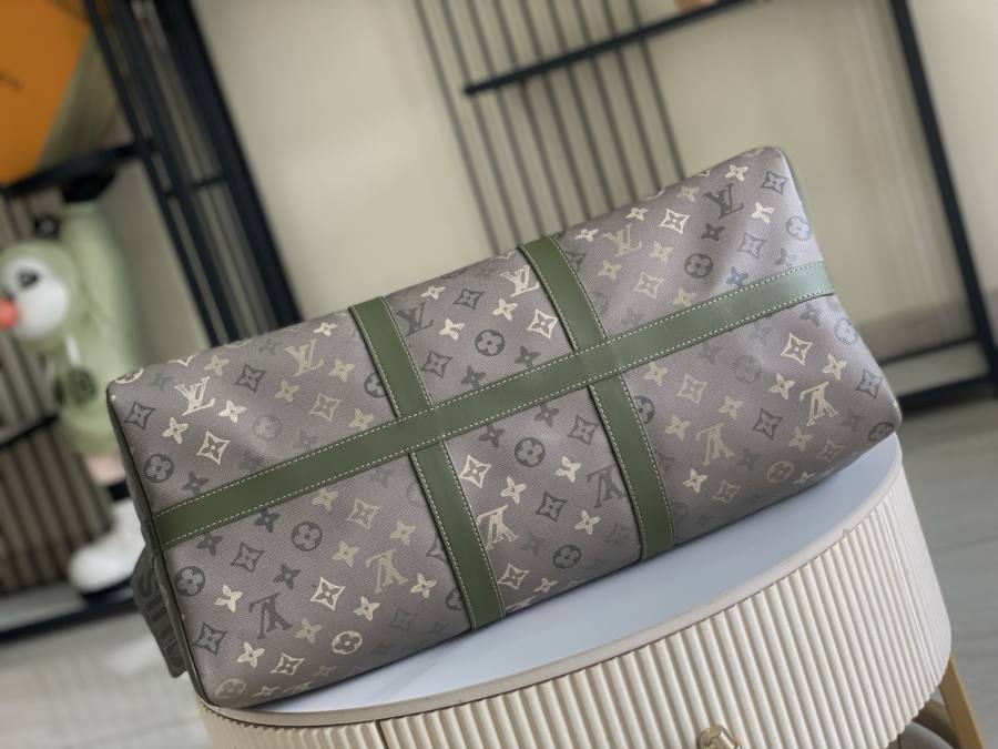 Louis Vuitton Keepall Bandoulière 50 M26959 50 x 29 x 23 1AE7