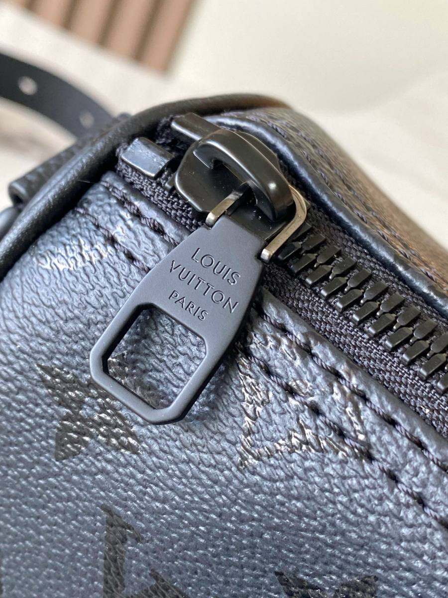 Louis Vuitton Keepall Bandouliere 25 M28369 25 x 15 x 11 F0EF