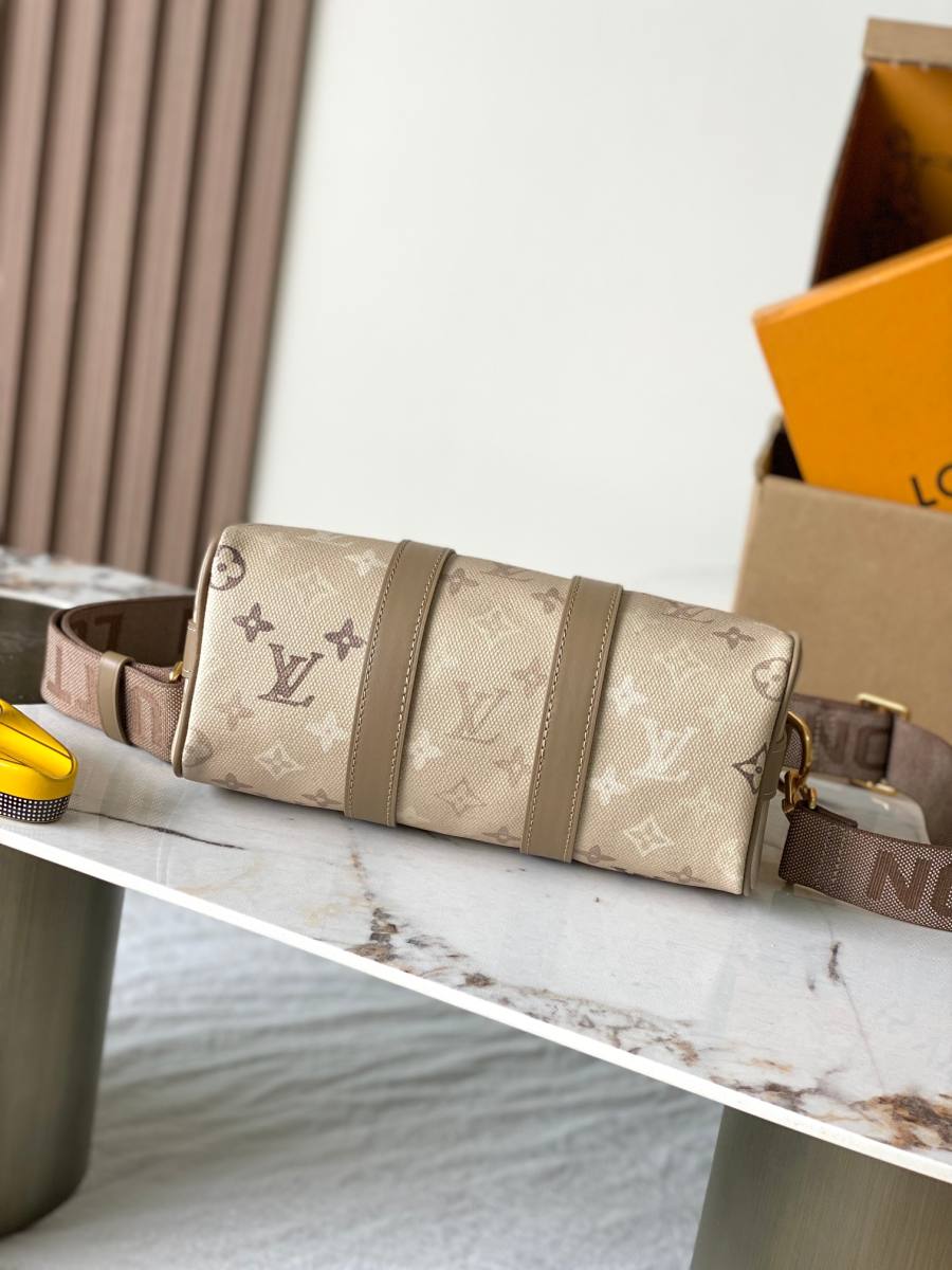 Louis Vuitton Keepall Bandouliere 25 M29272 25 x 15 x 11 04B8